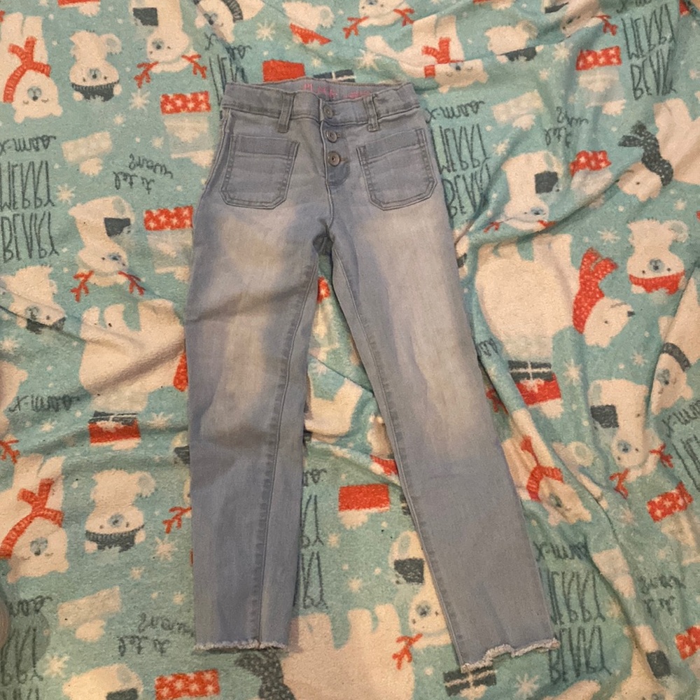 Very very soft stretchy three button jeans.